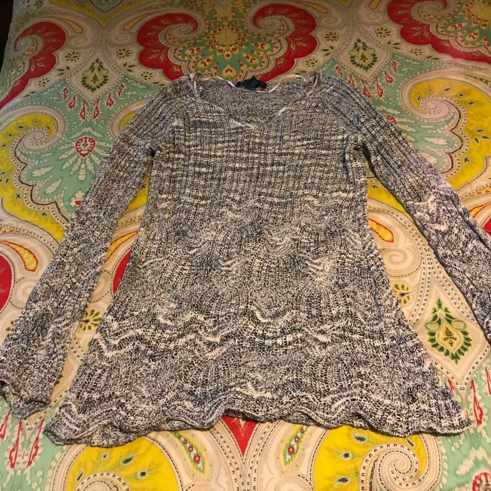 Inc international concept top